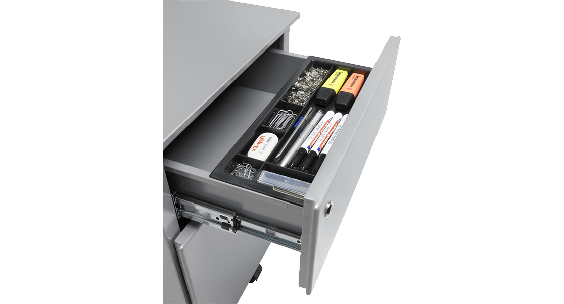 Metal cabinet