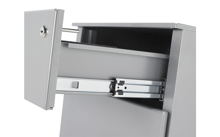 Metal cabinet