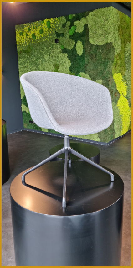The Scale - a fresh and modern conference chair!